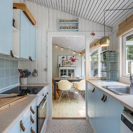 Three-bedroom In Holiday home *